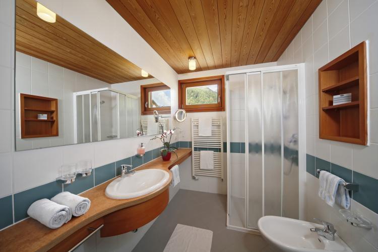 Hotel Edelweiss Malles Venosta Exteriör bild