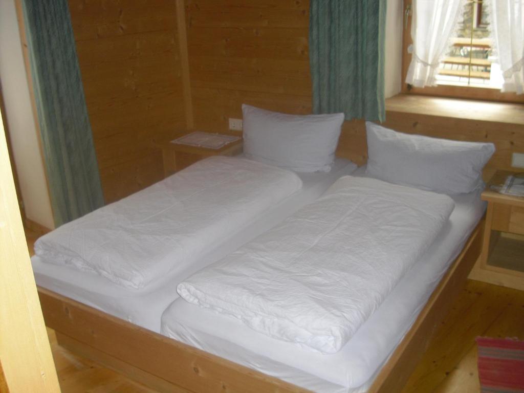Hotel Edelweiss Malles Venosta Rum bild